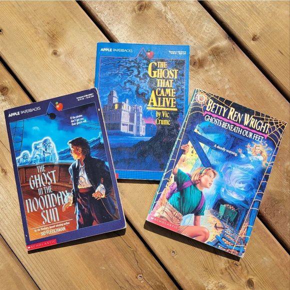 3 Book Bundle Scholastic Apple Paperbacks Vintage Ghost Chillers Readers Set 3 - Picture 3 of 17